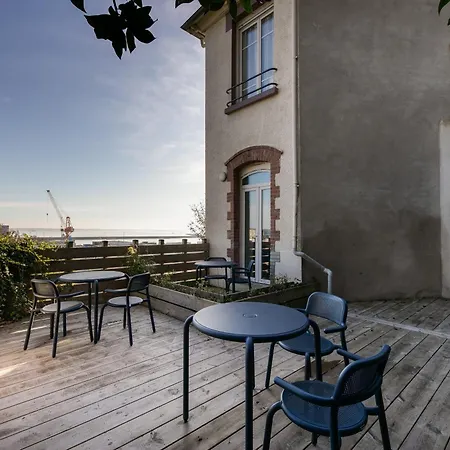 Le Dellec Apartment *